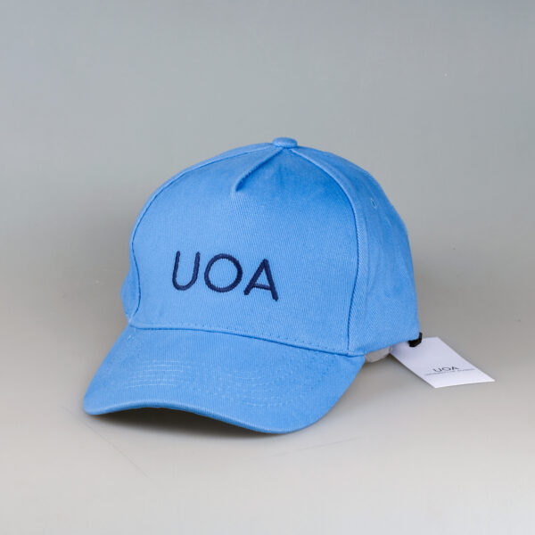 Καπέλο UOA γαλάζιο με μπλε γράμματα